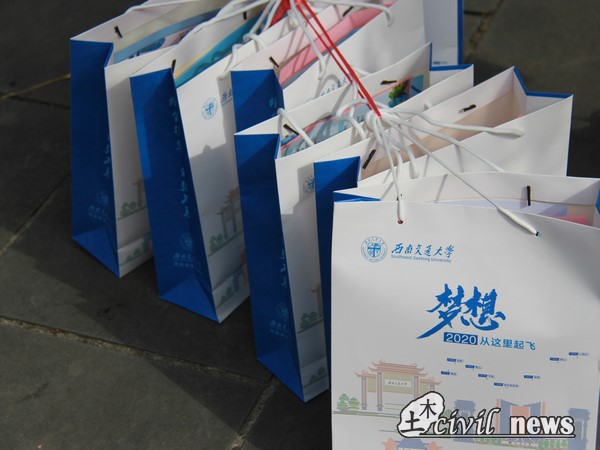 1599832946645034760.jpg 9.jpg