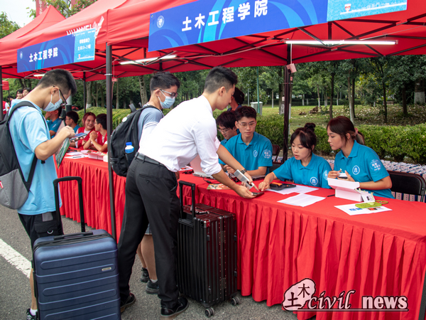 1661441602587098979.jpg 8.jpg