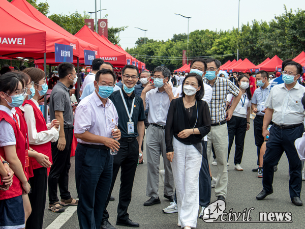 1661441622389081770.jpg 6.jpg