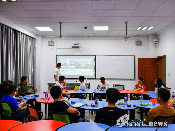 1653476149578016393.jpg 1.jpg