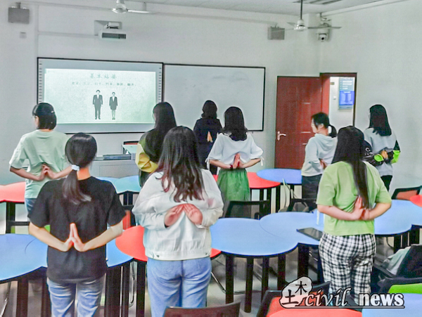 1653069863919022799.jpg 4.jpg